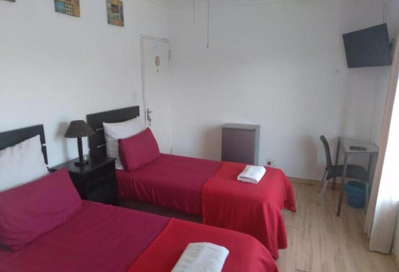 デラックスルーム, Airport Lodge Or Tambo