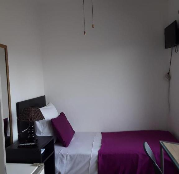 スタンダードシングルルーム, Airport Lodge Or Tambo