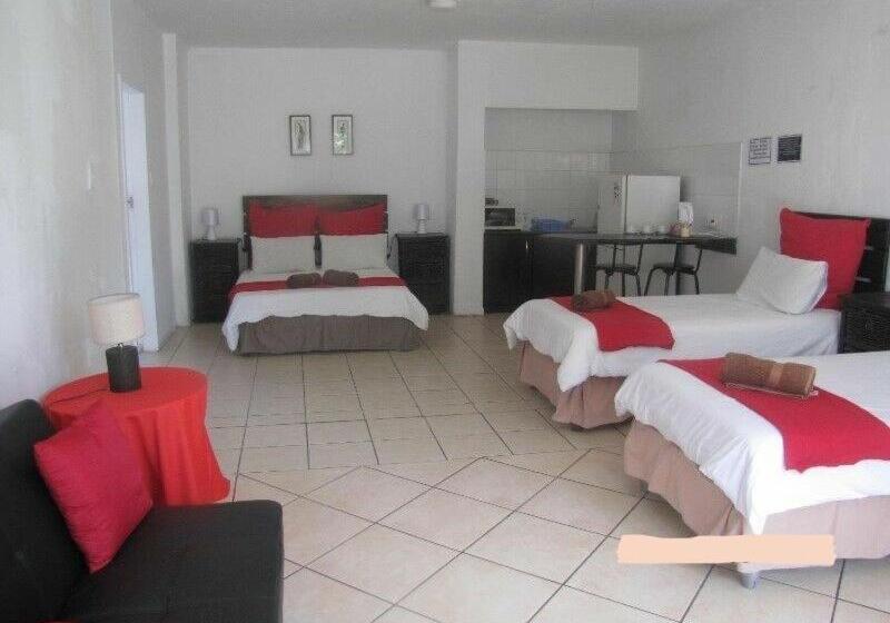 スタンダード４人部屋, Airport Lodge Or Tambo