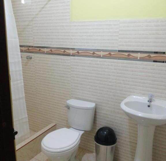 اتاق استاندارد, Hostal