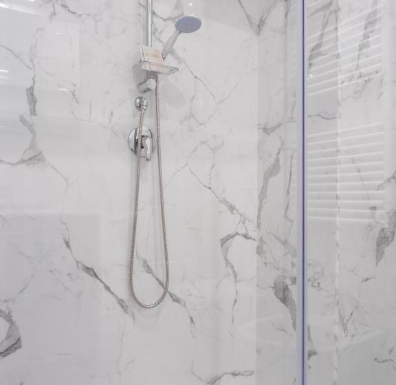 חדר דלוקס, Laura Suite