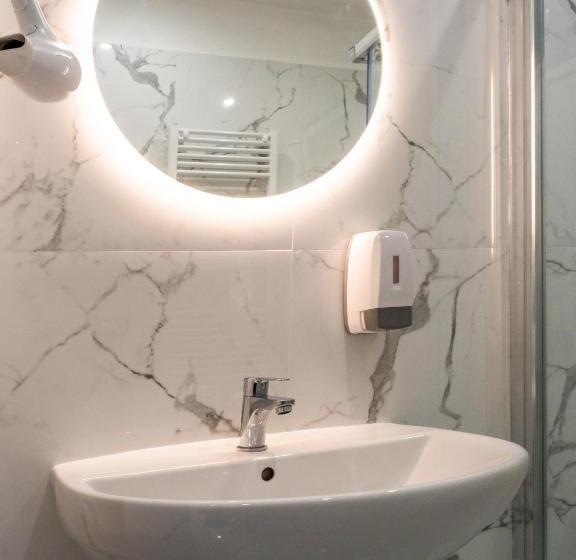 غرفة قياسية, Laura Suite