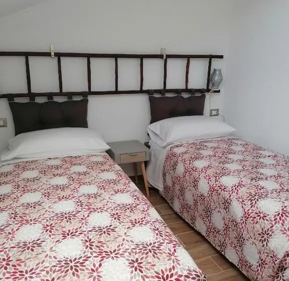 スタンダード４人部屋, Agriturismo Caruggiu Di Via Vecchia
