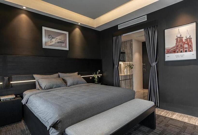 Superior Studio, M Village Nguyễn Kiệm   Cosmo Airport