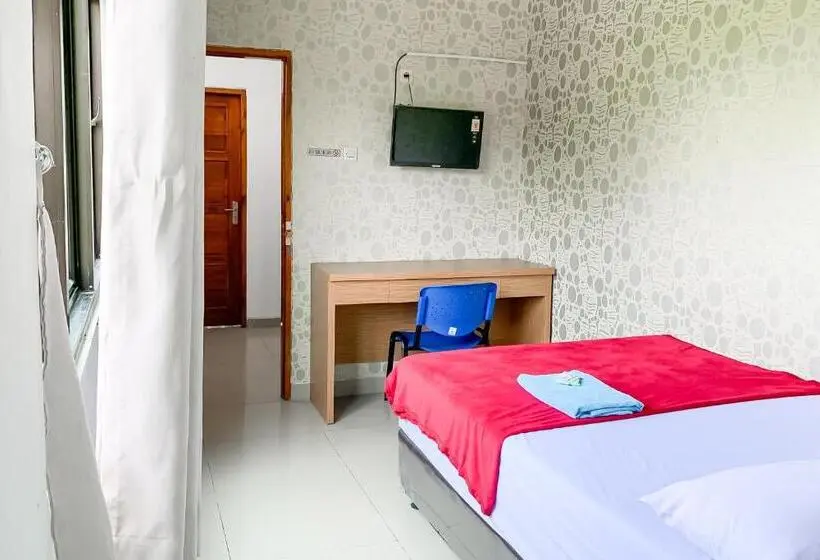 デラックスルーム, Penginapan Losmen Ayu Pamanukan Redpartner