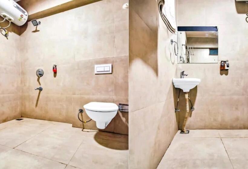 Quarto Deluxe, Veridian 100 Meter From Sahara Hospital Gate No 3