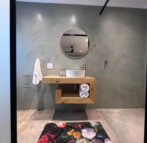 スタンダードルーム, Frere Guesthouse