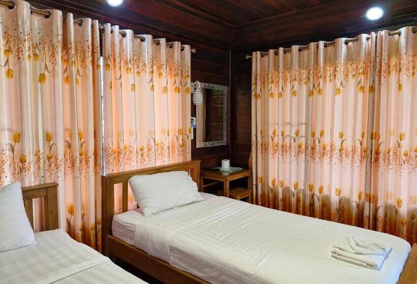 Номер Стандарт, Yungthong Baan Suan Resort