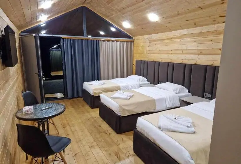 スタンダードトリプルルーム, Nice House Hotel Meghri