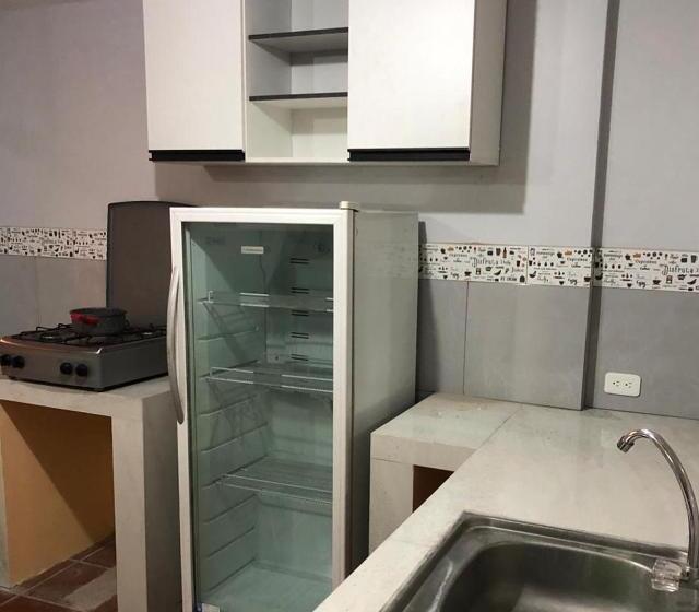 اتاق استاندارد سه نفره, Tiki Hostel