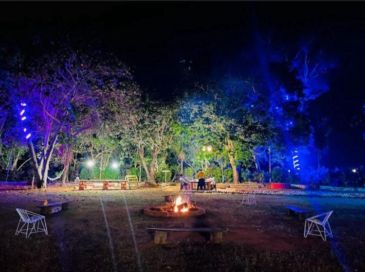 舒适三人间, The River Edge Resort