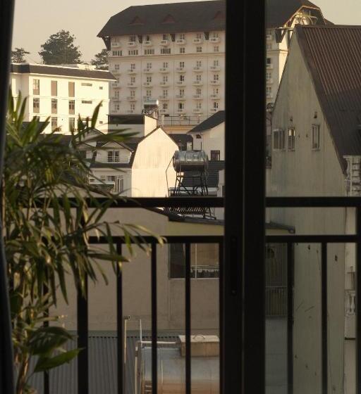 Standard Studio Views, Kōzē Mini Apartment