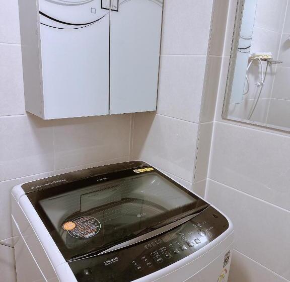 Camera Quadrupla Standard, Choryang Mumum 202