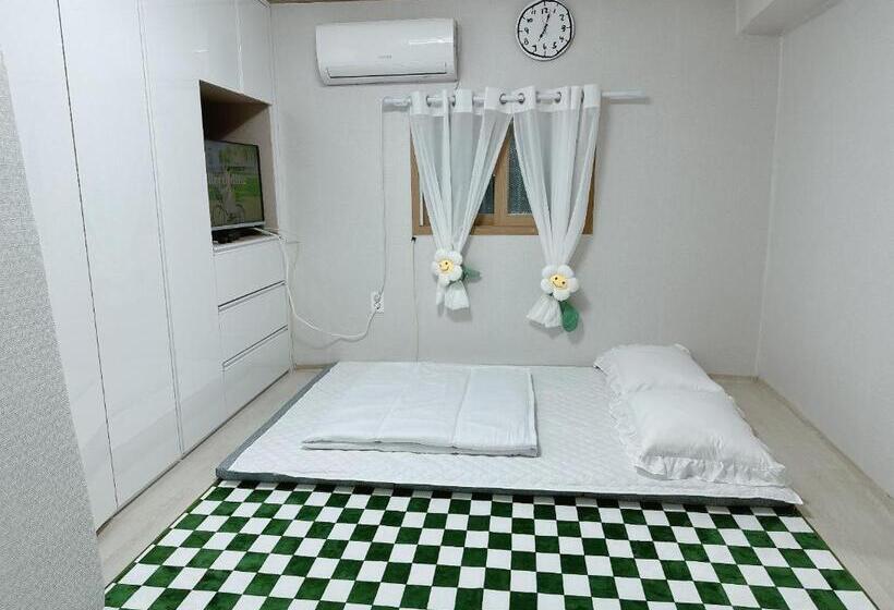 Camera Familiare, Choryang Mumum 202