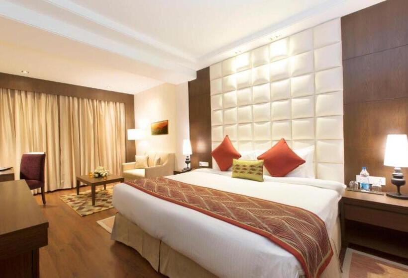 غرفة ديلوكس سرير كينج, The Ananda Kufri, Shimla