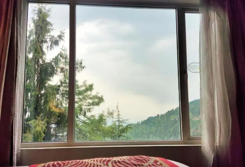 キングサイズベッドのスーペリアルーム, The Ananda Kufri, Shimla