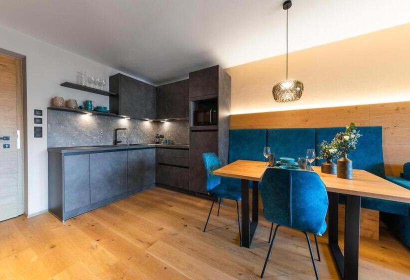 דירת חדר, Rienz Alpine City Suites