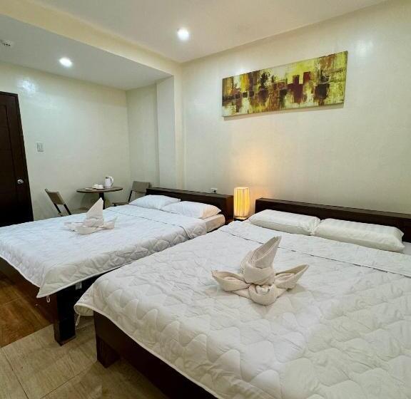اتاق استاندارد چهار تخته, Florencia S Inn