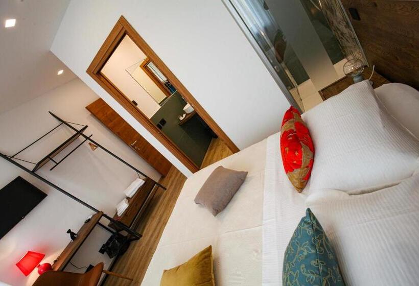 غرفة قياسية سرير كينج, La Giuggiola