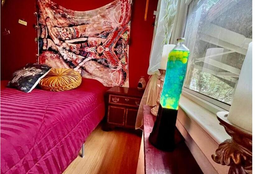 غرفة قياسية حمام مشترك, Quiet And Welcoming