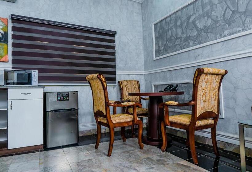 سوئیت پرزیدنت, Gallani Suites