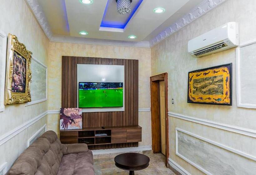 سوییت لوکس, Gallani Suites