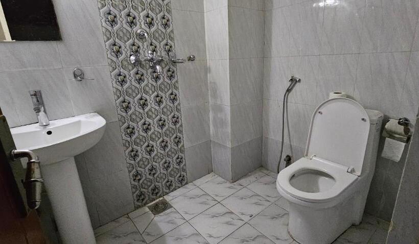 اتاق استاندارد, Simara