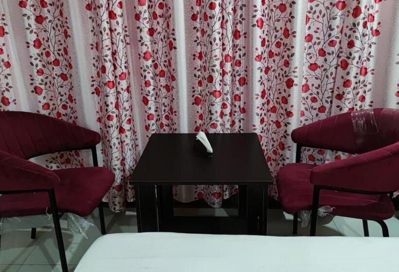 Quarto Deluxe, Swastik Vatika