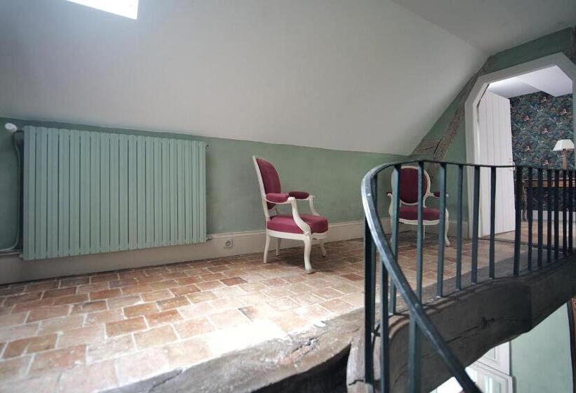 Номер Стандарт, Le Petit Serrant   Maison D Hôtes D Exception