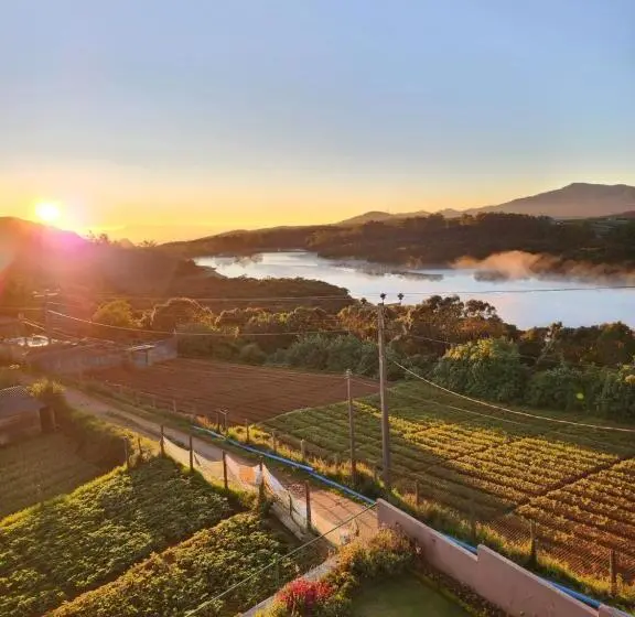 レイクビュースタンダードルーム, Villa Crosswinds Nuwara Eliya