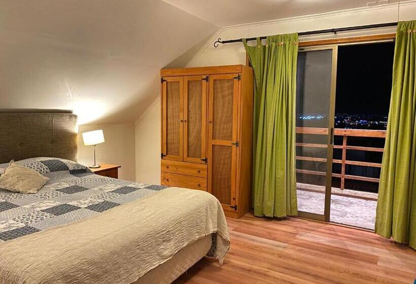 اتاق استاندارد, Amplia Casa Con Muchas Habitaciones