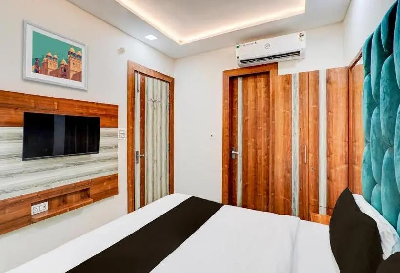 Classic Kolmen Hengen Huone, Fabhotel Smr