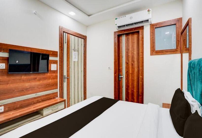 Трехместный Номер Классика, Fabhotel Smr