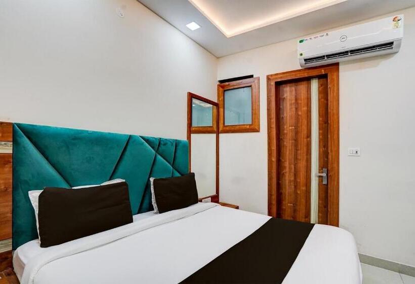 Quarto Triplo Clássico, Fabhotel Smr
