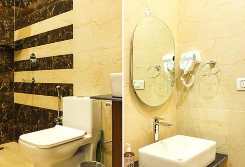 디럭스 룸, Fabhotel Prime The Aravali Resort