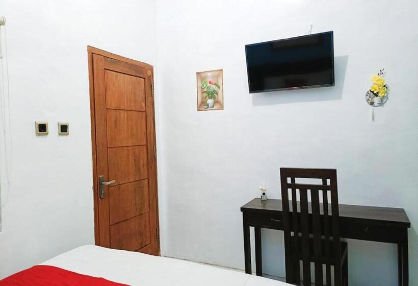 Номер Deluxe Кровать Кинг, Oyo 93837 Ipeda Homestay Syariah