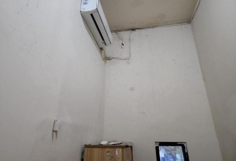 חדר סטנדרט עם מיטת קינג, Oyo 93865 Dv Homestay Syariah Kupang