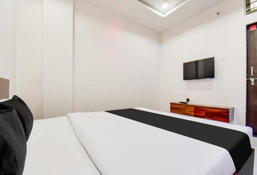 트리플 클래식 룸, Oyo Hotel Atithi Inn