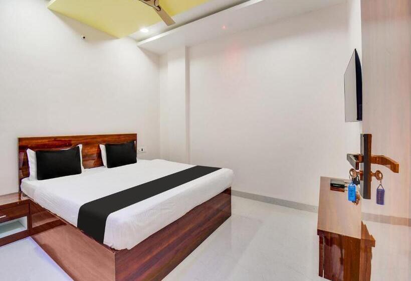 Трехместный Номер Классика, Oyo Hotel Atithi Inn