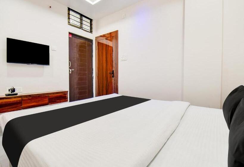 트리플 클래식 룸, Oyo Hotel Atithi Inn