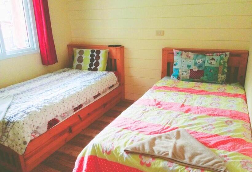 חדר אקונומי, Camp Chamao