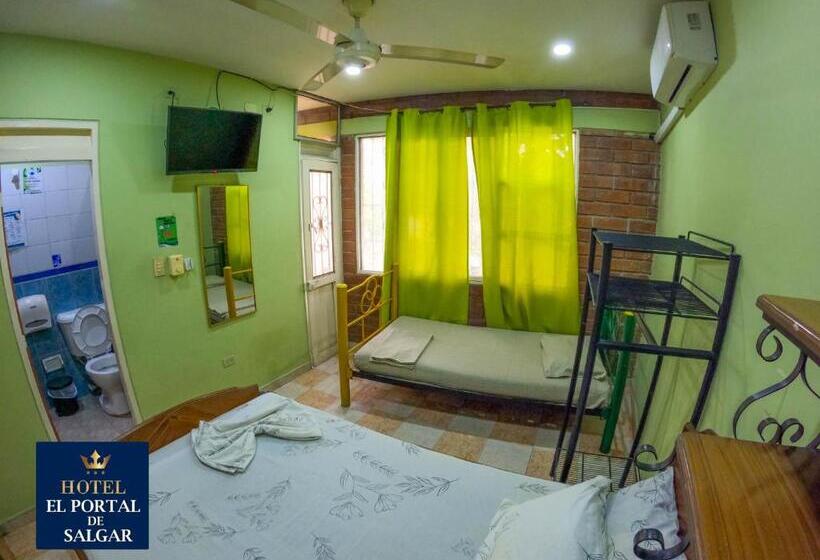 高级大房间, El Portal De Salgar