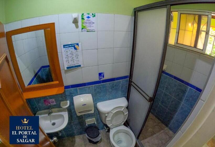 高级大房间, El Portal De Salgar