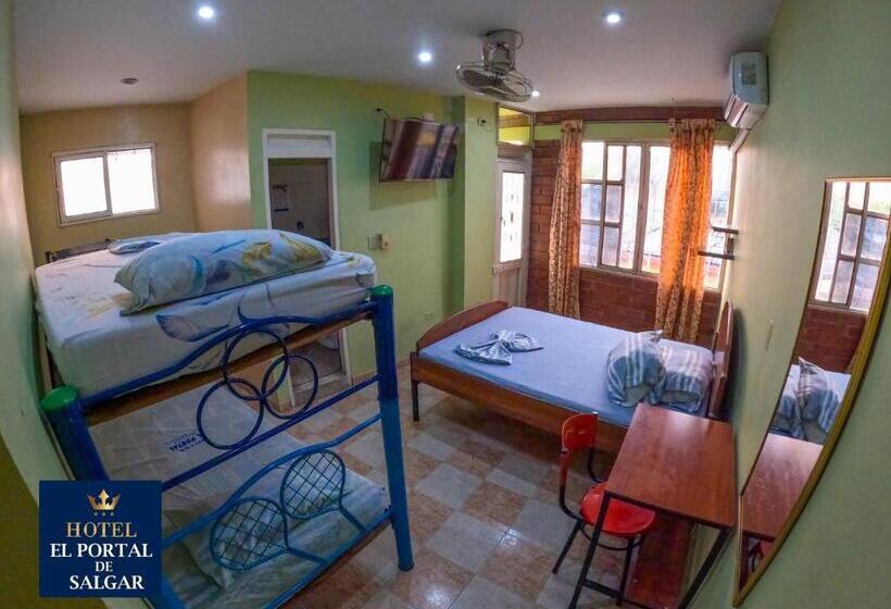 غرفة سوبيريور ثلاثية, El Portal De Salgar