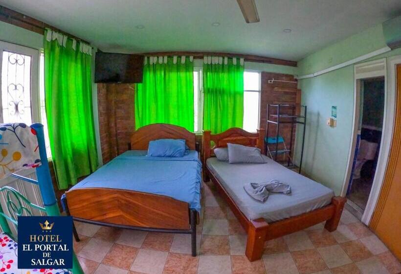 スタンダードスタジオ, El Portal De Salgar