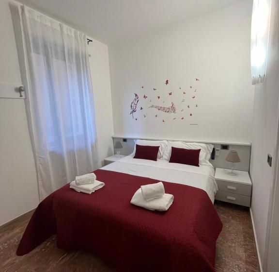 اتاق استاندارد, La Lirica Rooms