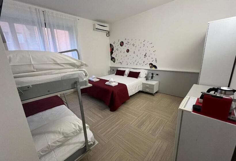 اتاق لوکس, La Lirica Rooms