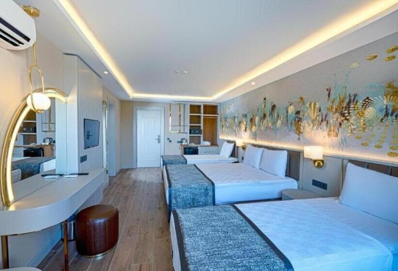 Трехместный Номер Стандарт с Балконом, Seaphoria Beach Hotel & Spa   By Mir Amor Ultra All Inclusive