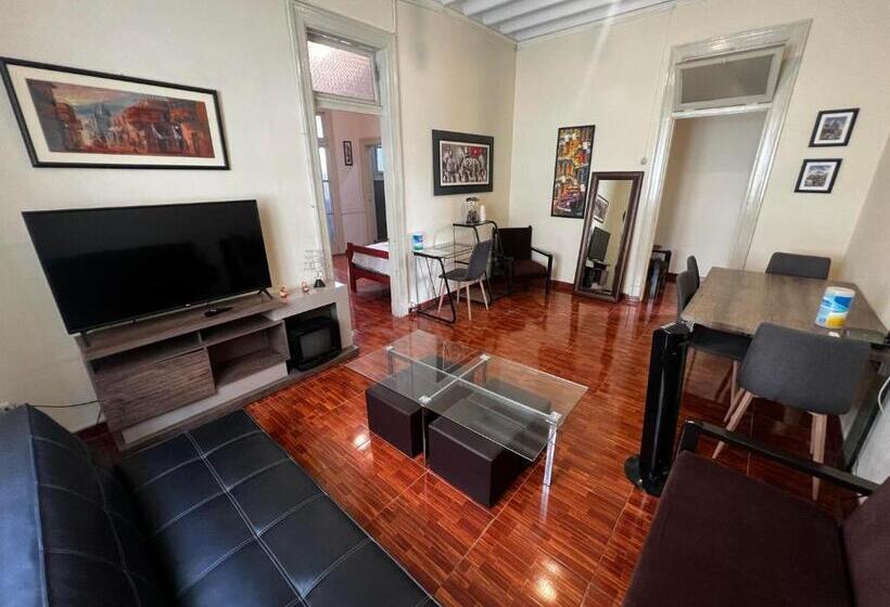 דירת שני חדרים, Terrace Plaza Historic