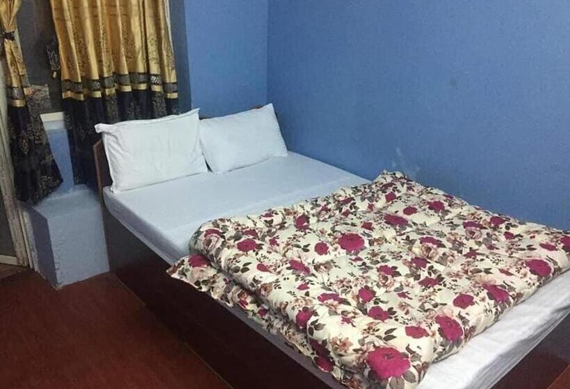 اتاق استاندارد یک نفره, White Palace